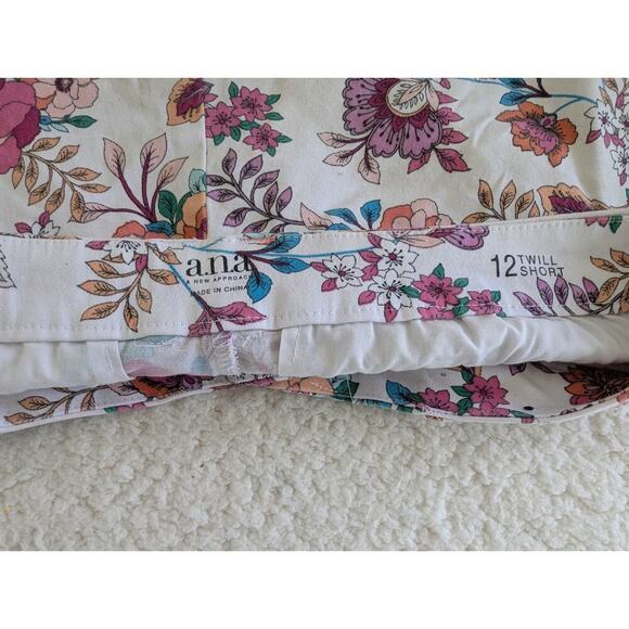 a.n.a womens white pink floral twill shorts pockets Size 12 - Picture 6 of 8